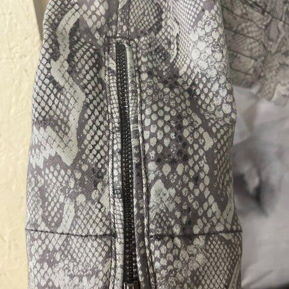 White House Black Market Sz 6 - Picture 4 of 5